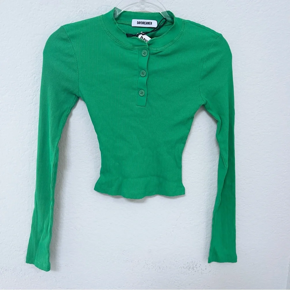 Daydreamer Solid Pointelle Henley in Lucky Green Size XS